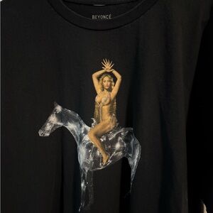 Beyonce Renaissance CD Box Exclusive 2XL Shirt